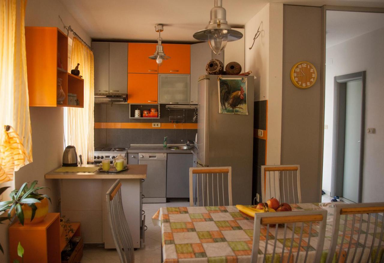 Mirta Apartments Family Farm Будва Екстер'єр фото