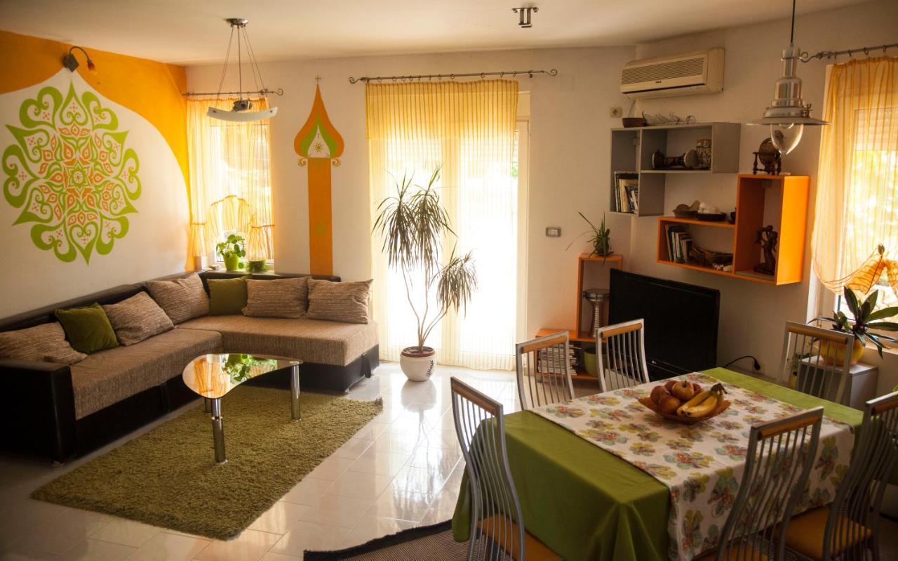 Mirta Apartments Family Farm Будва Екстер'єр фото