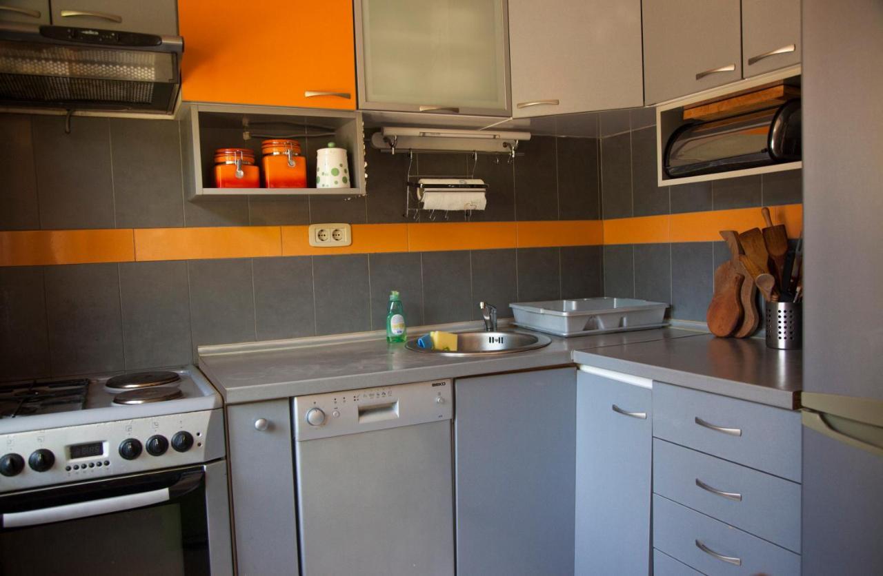 Mirta Apartments Family Farm Будва Екстер'єр фото