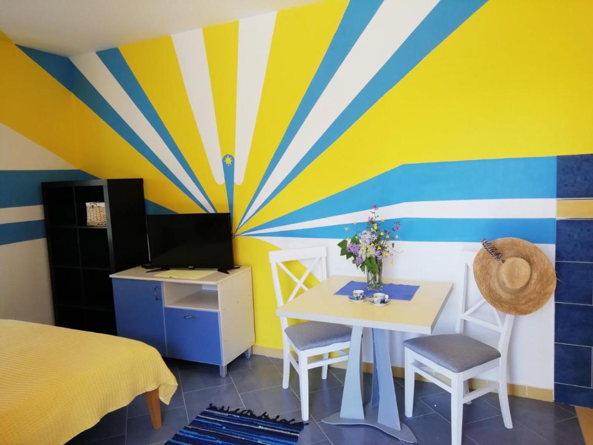 Mirta Apartments Family Farm Будва Екстер'єр фото