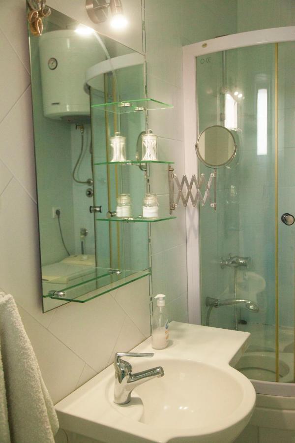 Mirta Apartments Family Farm Будва Екстер'єр фото